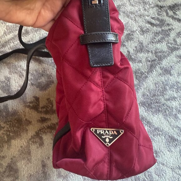 Vintage Prada Nylon Quilted Shoulder/Tote - Picture 5 of 16